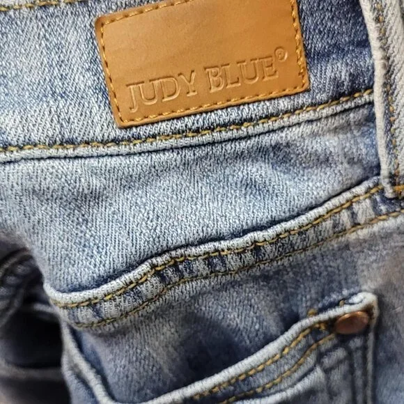 Judy Blue Straight Leg Jeans | Size 3/26 | Stretch Denim - Picture 3 of 6
